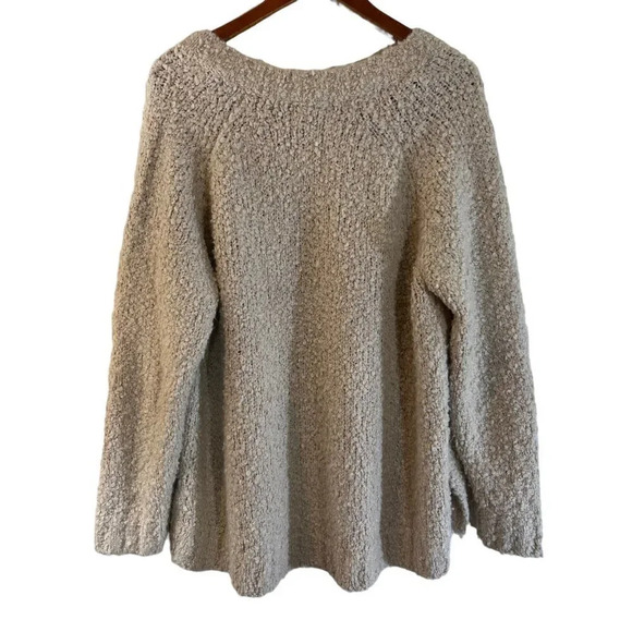 Universal Thread V Neck Fuzzy Knit Sweater Womens Plus XXL Beige Cream Neutral - Picture 2 of 5